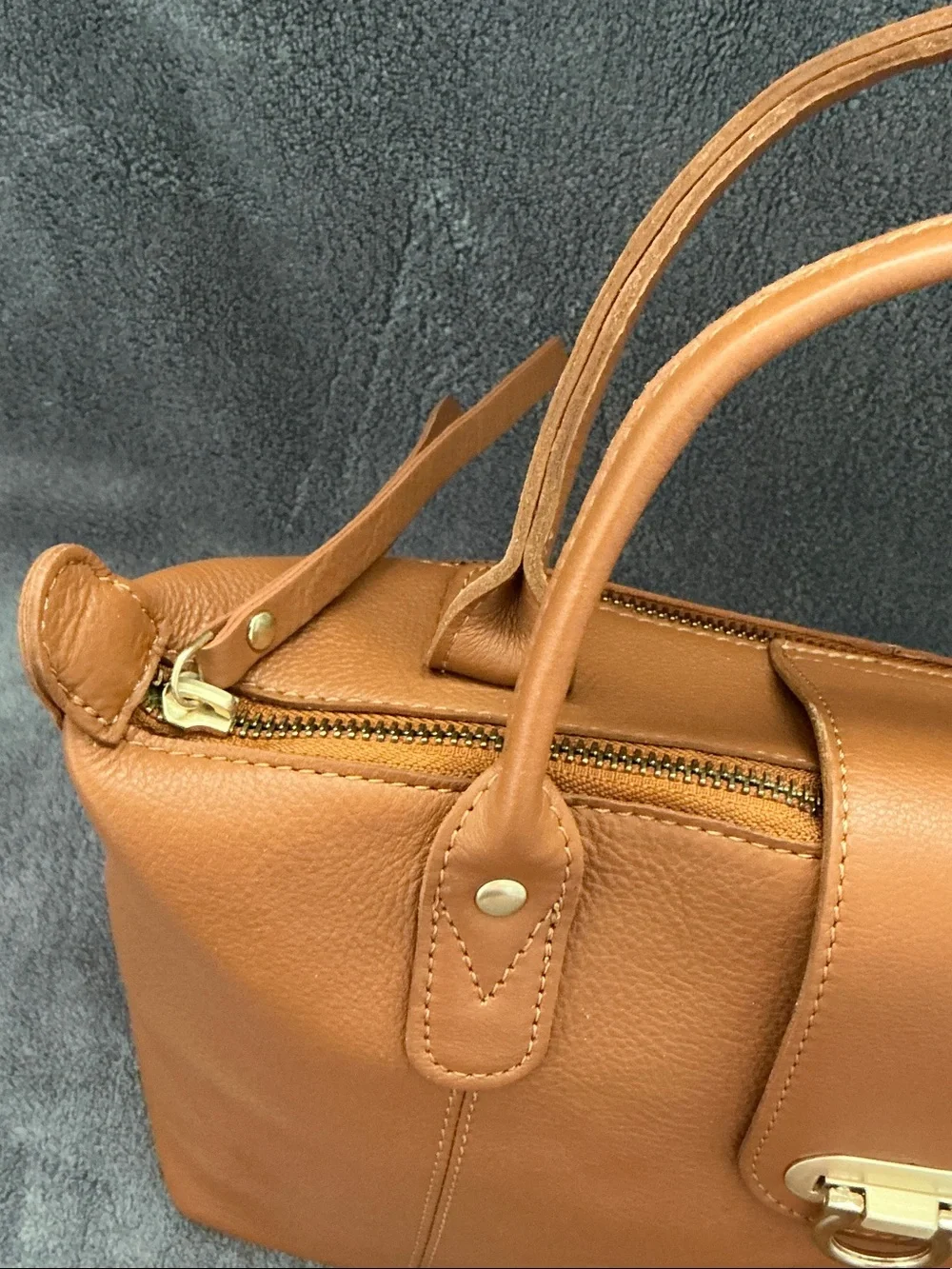 NWT Harbour 2ND Structured Tan Leather Shoulder Bag with Detachable Strap